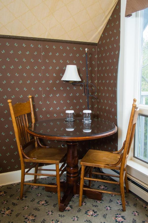 Sylvan Inn Bed & Breakfast Glen Arbor Exterior foto